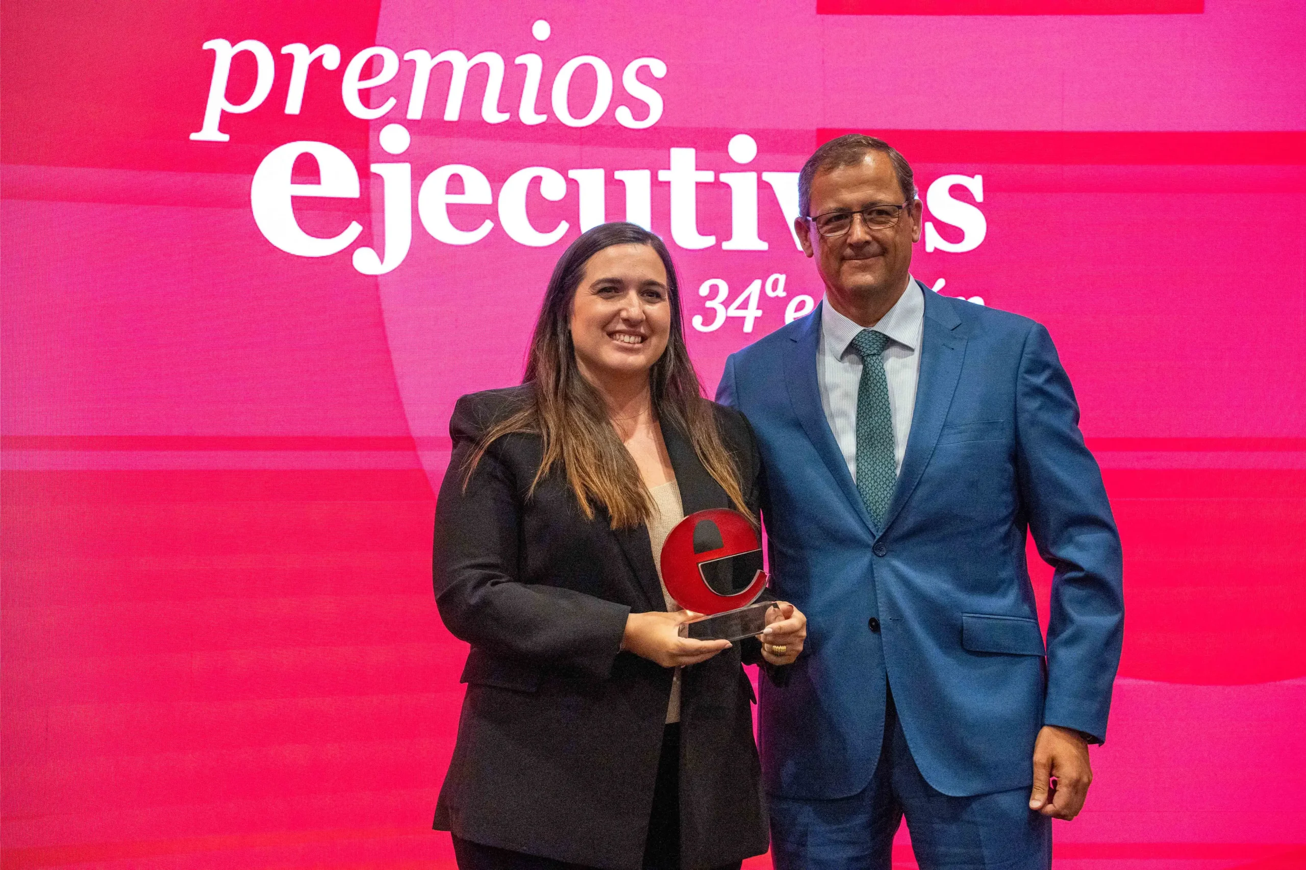El OMODA 9 SHS, Galardonado como ‘Coche del año’ en la 34ª edición de los premios ejecutivos